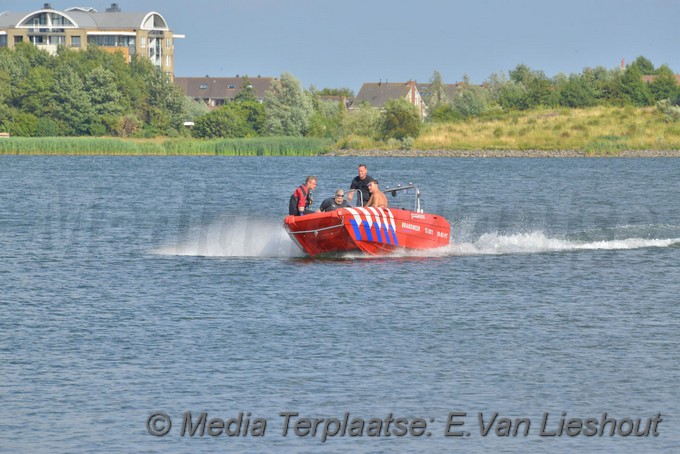 Mediaterplaatse zwemmers zoek toolenburgplas hoofddorp 17072018 Image00013