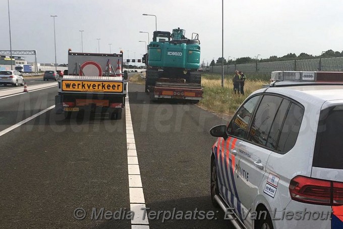 Mediaterplaatse te hoog geladenvrachtwagen weterinbrug 20072018 Image00003