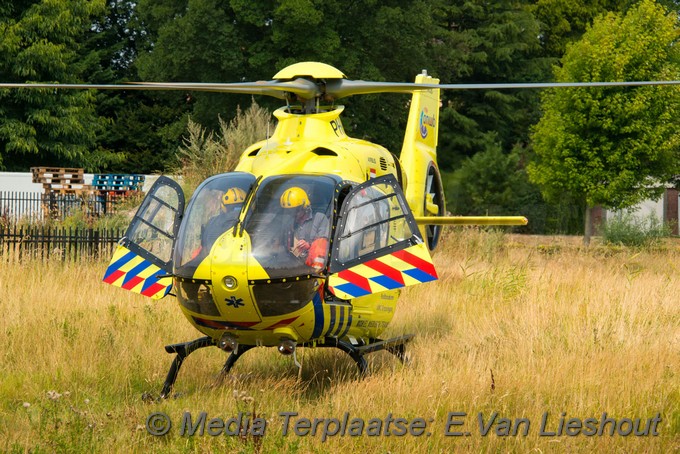 Mediaterplaatse ongeval voetganger fietsers wielrenners lijnden 24072018 Image00007