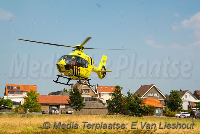 Mediaterplaatse ongeval voetganger fietsers wielrenners lijnden 24072018 Image00013