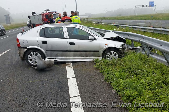 Mediaterplaatse ongeval auto a4 nieuw vennep 04062016 Image00004