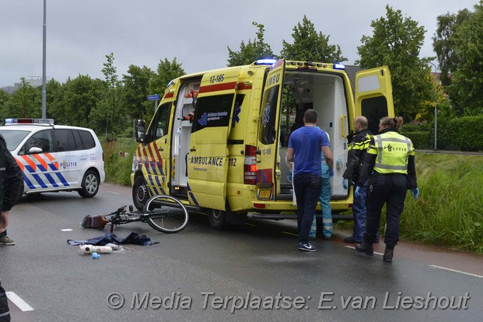 Mediaterplaatse ongeval fietser auto hoofddorp 20062016 Image00005