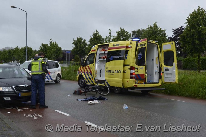 Mediaterplaatse ongeval fietser auto hoofddorp 20062016 Image00006