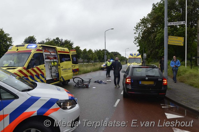 Mediaterplaatse ongeval fietser auto hoofddorp 20062016 Image00007