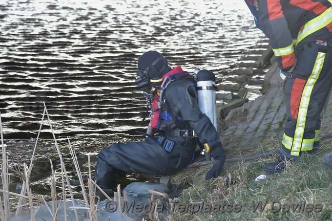 MediaTerplaatse ijsduiken brandweer leiden 02032018 Image00012