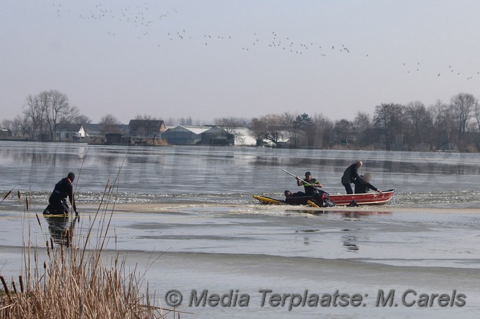 MediaTerplaatse man door ijs teraar 04032018 Image00004