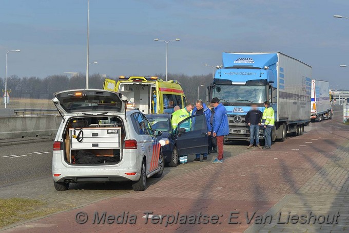 MediaTerplaatse ongeval met vrachtwagen rozenburg 07032018 Image00001