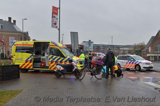 Mediaterplaatse ongeval zwaar fietser kruisweg hoofddorp 08032018 Image00002