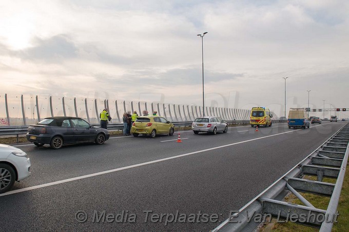 Mediaterplaatse ongeval div A5 veel file hoofddorp 08032018 Image00001