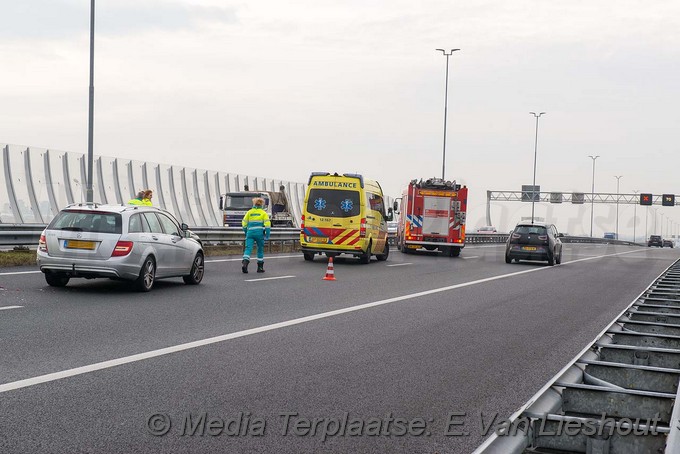 Mediaterplaatse ongeval div A5 veel file hoofddorp 08032018 Image00002