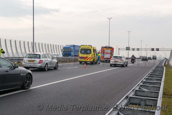 Mediaterplaatse ongeval div A5 veel file hoofddorp 08032018 Image00003