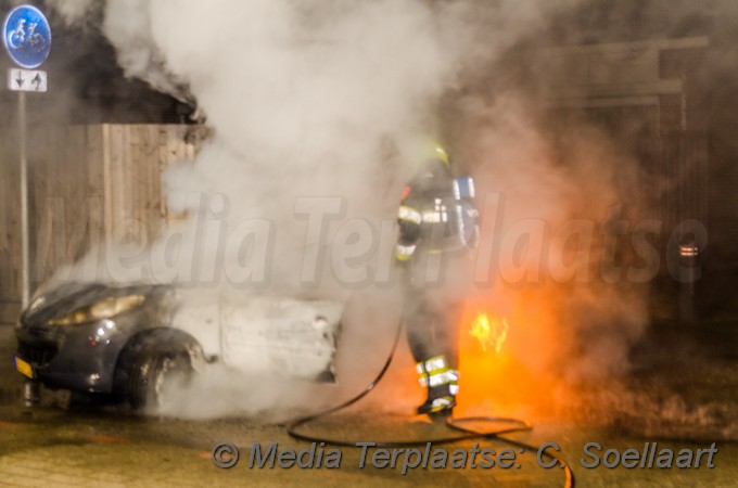 Mediaterplaatse auto brand wilbrikbos hoofddorp 09032018 Image00005