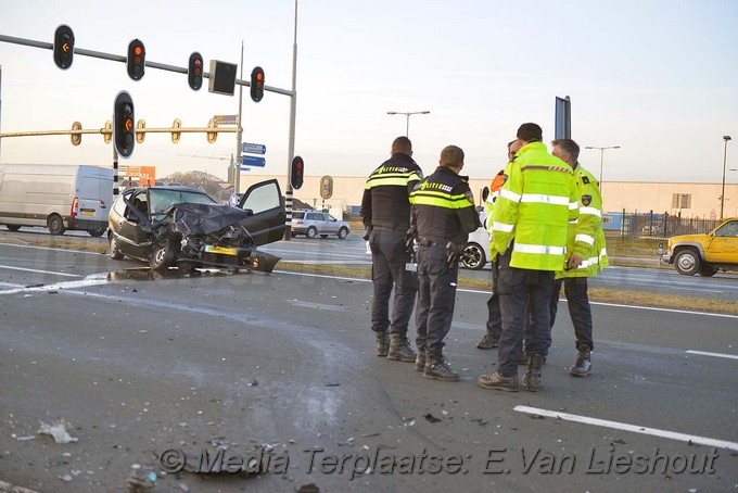 Mediaterplaatse ongeval twee gewonden rozenburg 09032018 Image00005