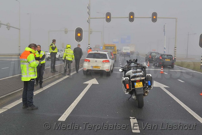 Mediaterplaatse ongeval en file n201 letsel hoofddorp 14032018 Image00001