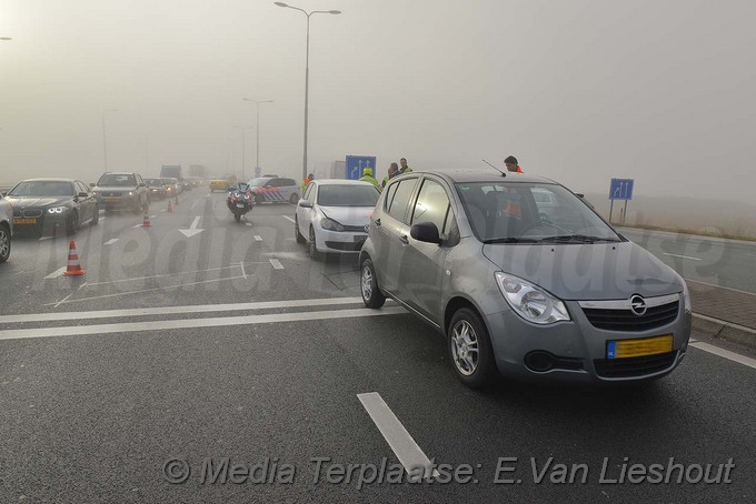 Mediaterplaatse ongeval en file n201 letsel hoofddorp 14032018 Image00002