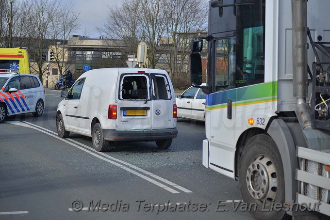 Mediaterplaatse ongeval vuilniswagen klapt op voorligger n196 aalsmeer 23032018 Image00003