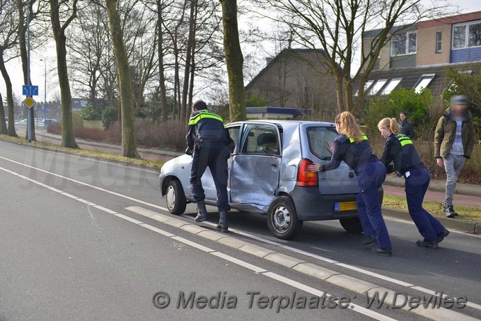 Mediaterplaatse ongeval auto auto paxlaan 26032018 Image00005