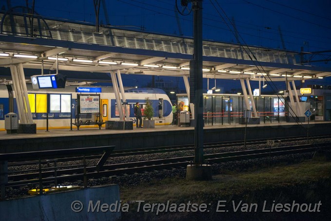 Mediaterplaatse verdachte doos in trein hoofddorp 27032018 Image00002