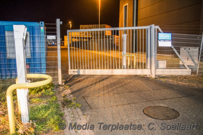 Mediaterplaatse ongeval zwaar ijmuiden auto hek 01052019 Image00002