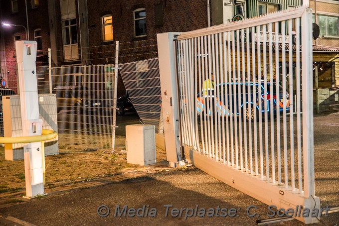 Mediaterplaatse ongeval zwaar ijmuiden auto hek 01052019 Image00004