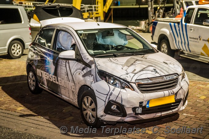 Mediaterplaatse ongeval zwaar ijmuiden auto hek 01052019 Image00005