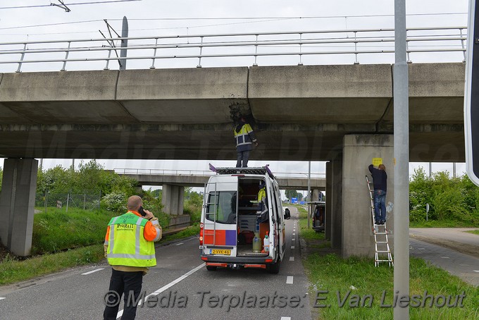Mediaterplaatse ongeval vrachtwagen met kraan vast viaduct noordwijkerhout 06052019 Image00010