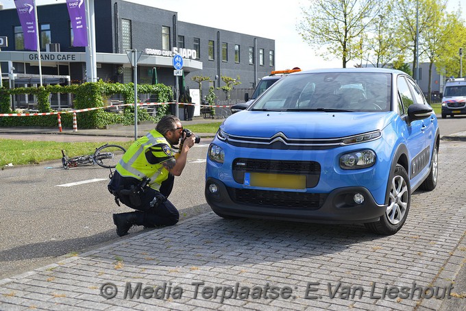 Mediaterplaatse ongeval zwaar voetganger auto diamantlaan hoofddorp 09052019 Image00010