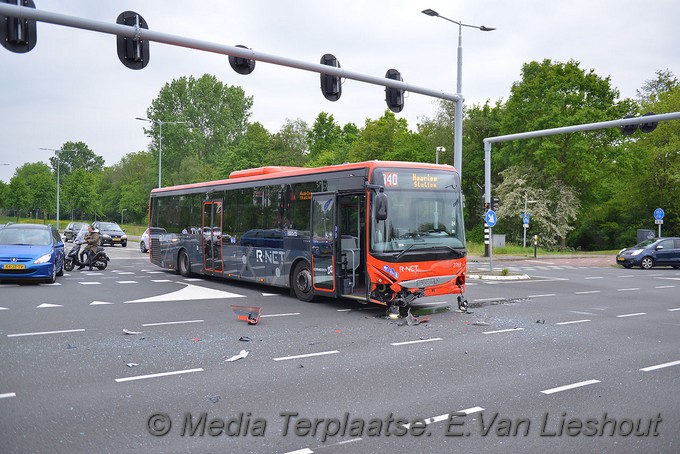 Mediaterplaatse ongeval met lijnbus in hoofddorp 17052019 Image00002