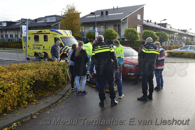 Mediaterplaatse ongeval fietser auto hoofddorp 03112016 Image00004