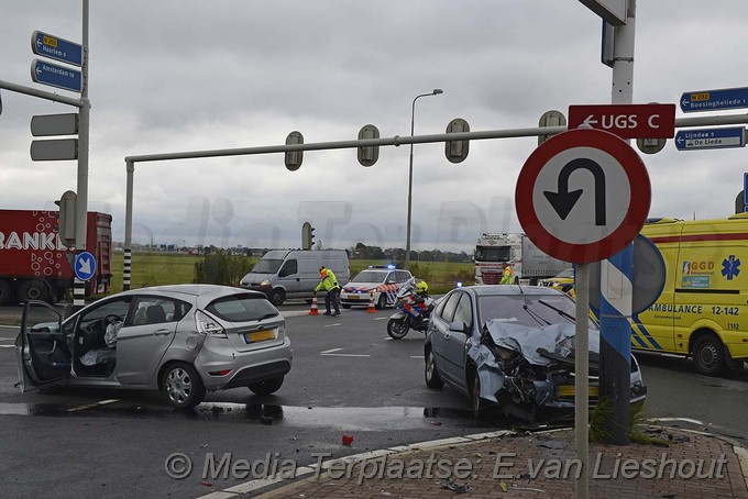 Mediaterplaatse ongeval drie merenweg vijfhuizen 072008 Image00004