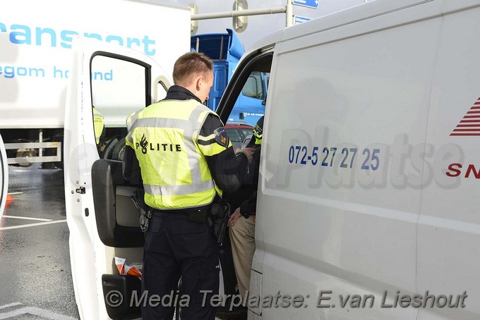 Mediaterplaatse ongeval auto busje n201 schiphol 17112016 Image00007