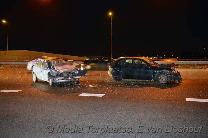 Mediaterplaatse ongeval a4 links hoofddorp 23112016 Image00003