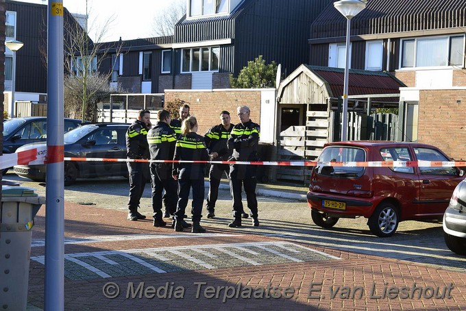 Mediaterplaatse onderzoek ivm politie schiet hoofddorp 28112016 Image00001