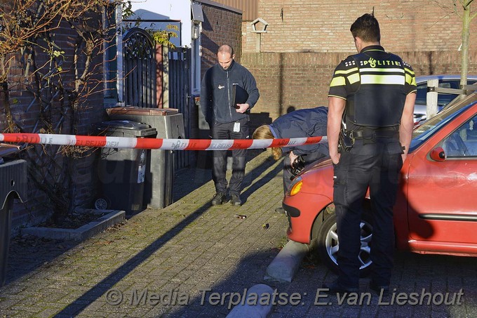 Mediaterplaatse onderzoek ivm politie schiet hoofddorp 28112016 Image00006