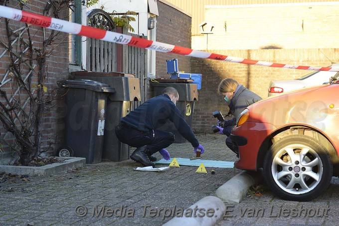 Mediaterplaatse onderzoek ivm politie schiet hoofddorp 28112016 Image00008