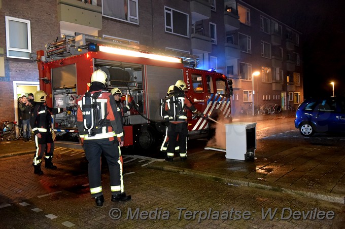 MediaTerplaatse auto greppel zoeterwoude 31122017 Image00207
