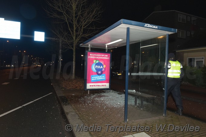 MediaTerplaatse auto greppel zoeterwoude 31122017 Image00209