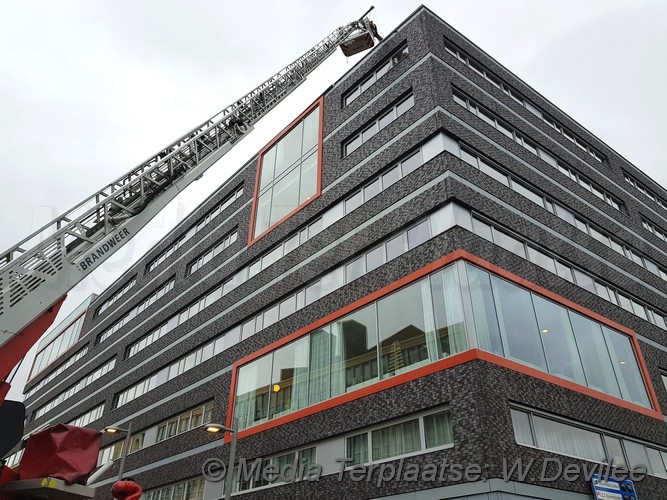 MediaTerplaatse storm schade ggz Sandifortdreef ldn 03012018 Image00002