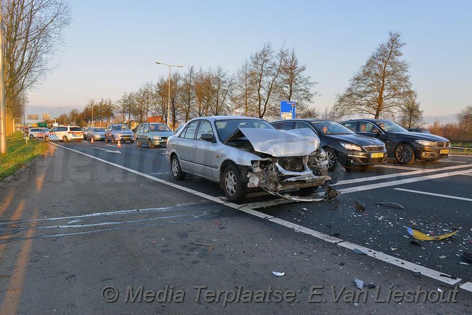 MediaTerplaatse N201 ongeval laagstaande zon hoofddorp 08012018 Image00004