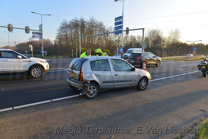 MediaTerplaatse N201 ongeval laagstaande zon hoofddorp 08012018 Image00006