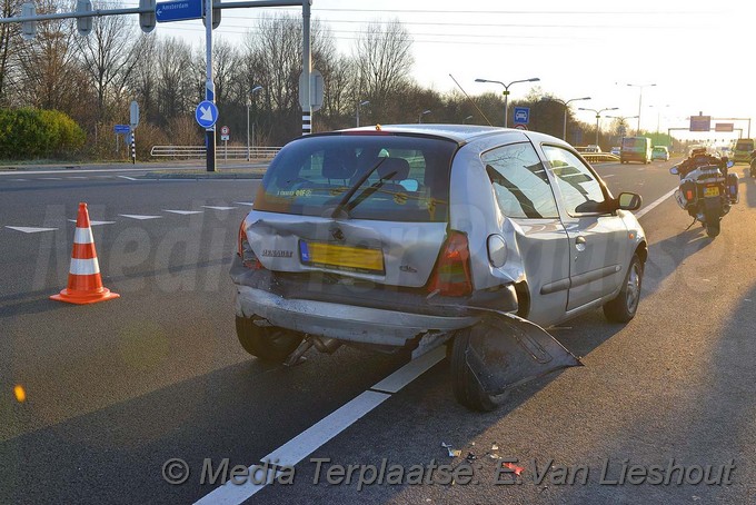 MediaTerplaatse N201 ongeval laagstaande zon hoofddorp 08012018 Image00008