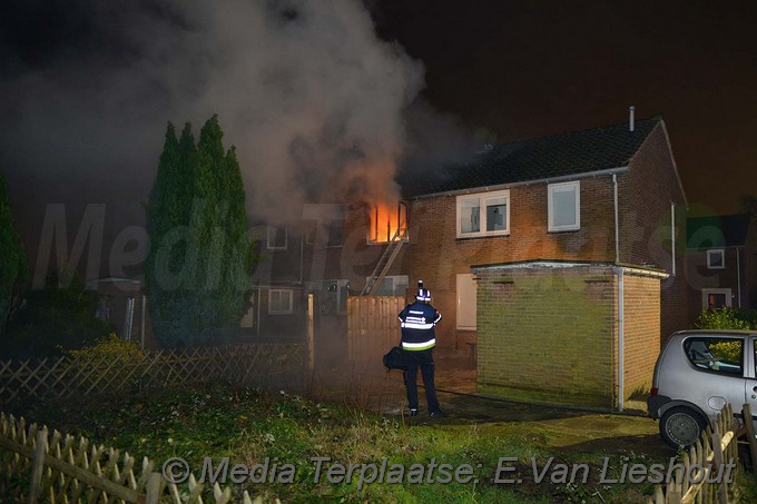 MediaTerplaatse brandje pr margrietstraat hoofddorp 09012018 Image00004