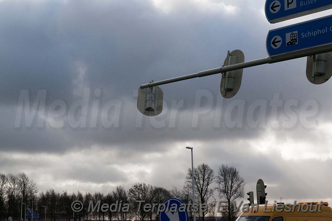 MediaTerplaatse storm pakt autos haarlemmermeer 18012018 Image00004