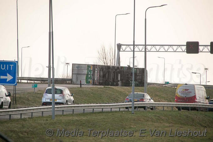 MediaTerplaatse storm pakt autos haarlemmermeer 18012018 Image00007