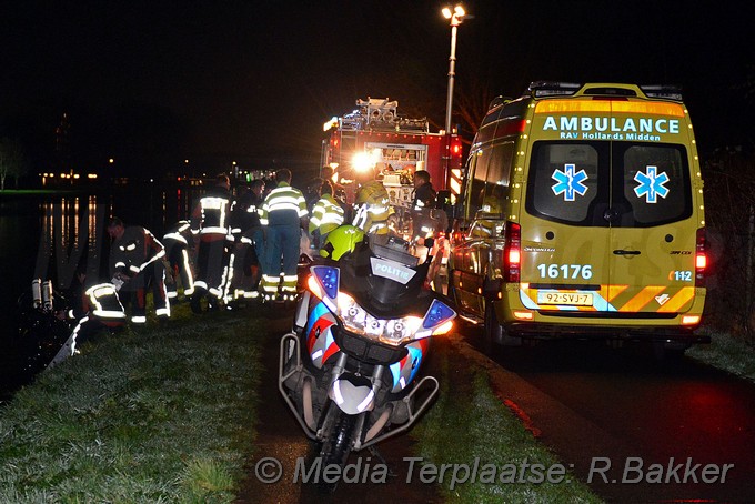 MediaTerplaatse Korte vliet voorschoten vrouw te water 29012018 Image00001