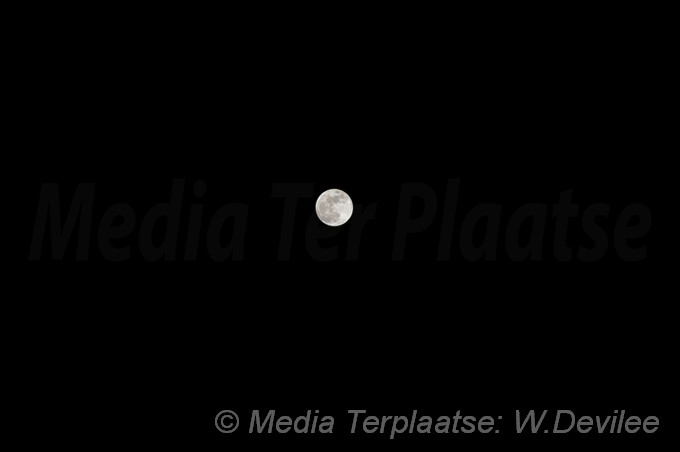 MediaTerplaatse supermaan boven leiden 31012018 Image00002