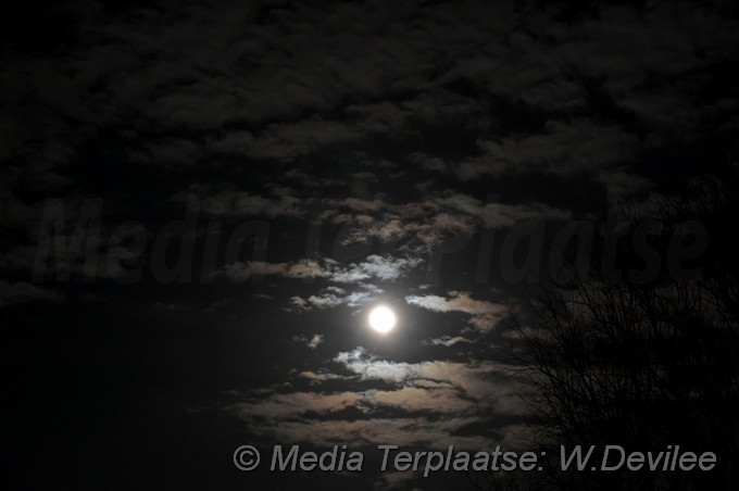 MediaTerplaatse supermaan boven leiden 31012018 Image00003