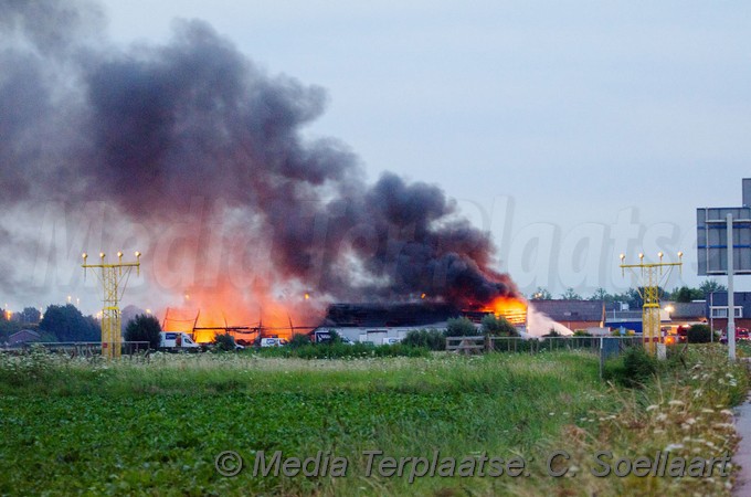 MediaTerplaatse grote brand boesingheliede 02082017 Image00008