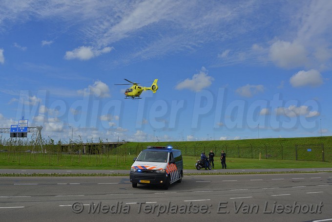 MediaTerplaatse vader dochter ongeval persoon bus schiphol 11082017 Image00008