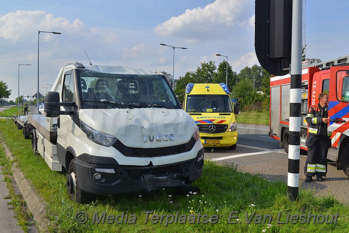 MediaTerplaatse ongeval bushokje hoofddorp 14082017 Image00008